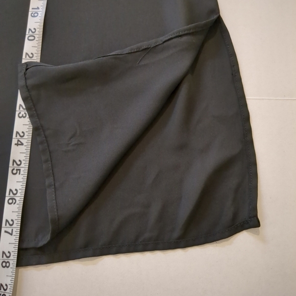 Papermoon Women's Sleeveless Black Blouse , Size M - Picture 6 of 9